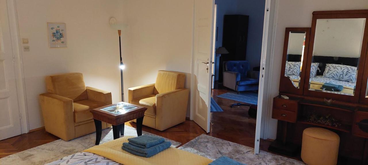 Bohemian Apartment Belgrade Exterior photo